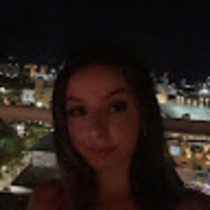 Meet your Posher, Alexis